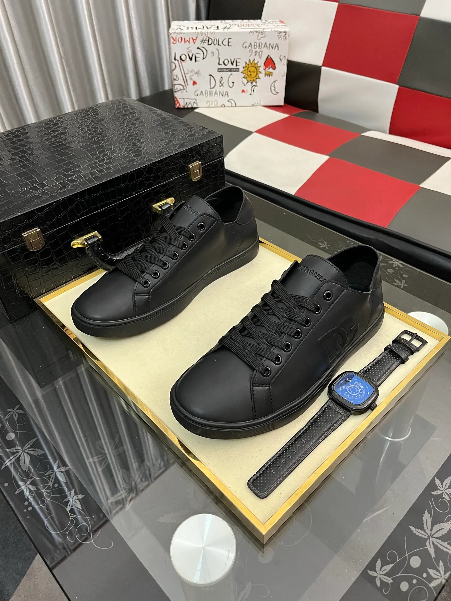 Men's shoes 💰400⌚️⌚️New DG Dolce & Gabbana high-end couple's sports and casual shoes, imported cowhide, multiple material splicing design➕Imported cowhide lining, cowhide foot pads➕Original TPR elastic outsole. Size: 38-46